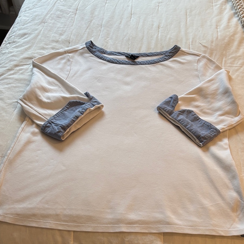 Nautica Women's Cream and Light Blue 3/4 Long Sleeve Top